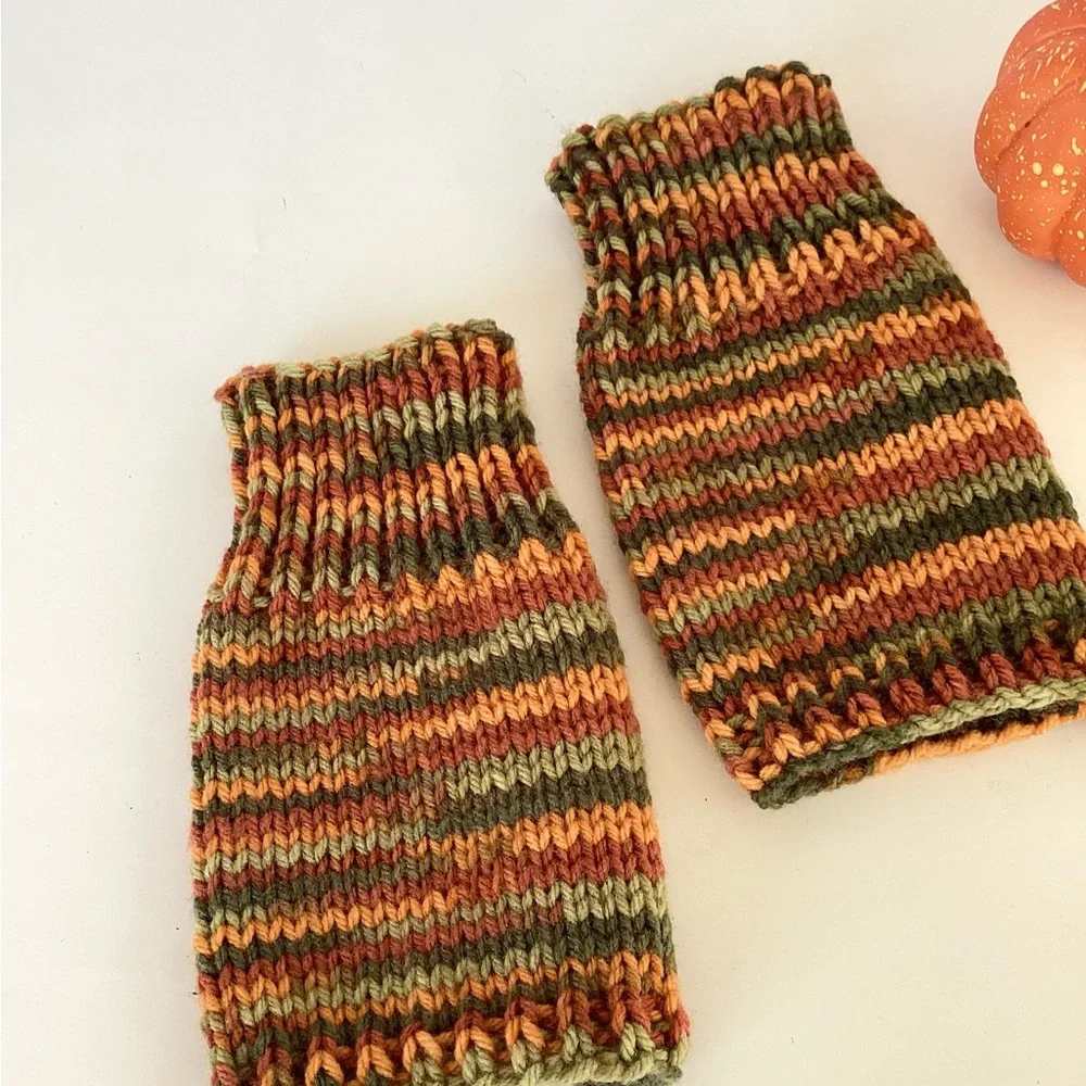 Gloves Fingerless Hand Crafted Colorful Striped Orange Greens Rust Ribbed
